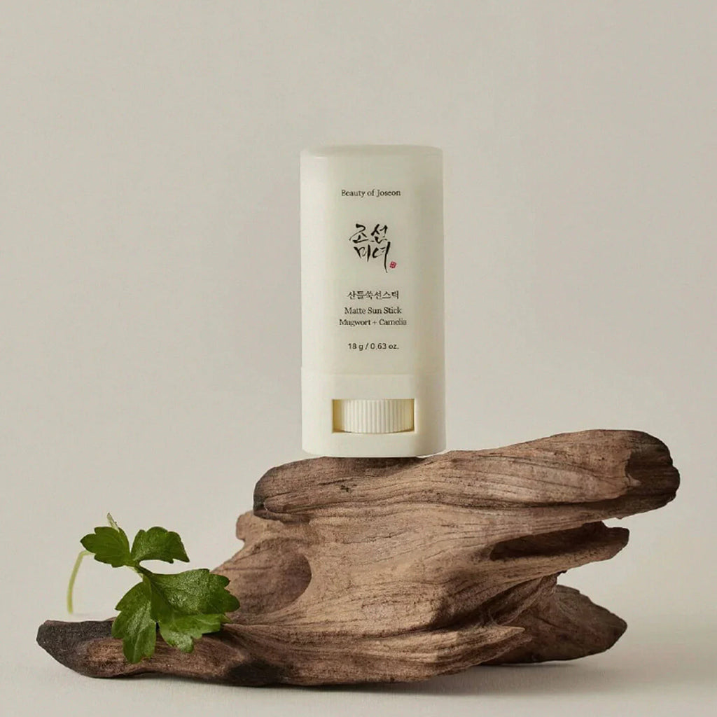 Sebum Control Matte Sun Stick: Easy Reapplication Over Makeup SPF50+